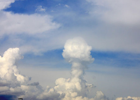 mushroom cloud