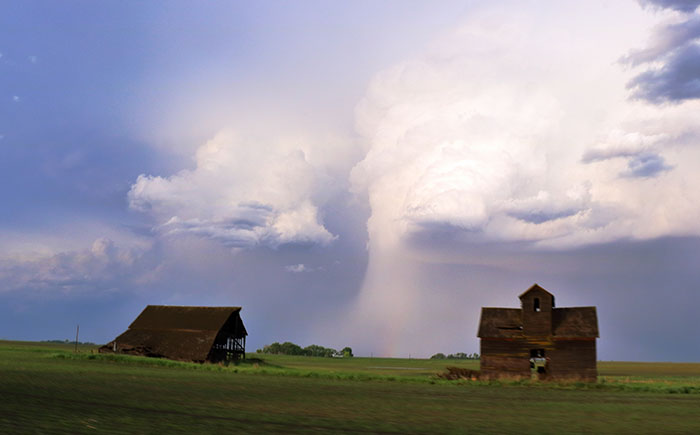 abandoned houses storm