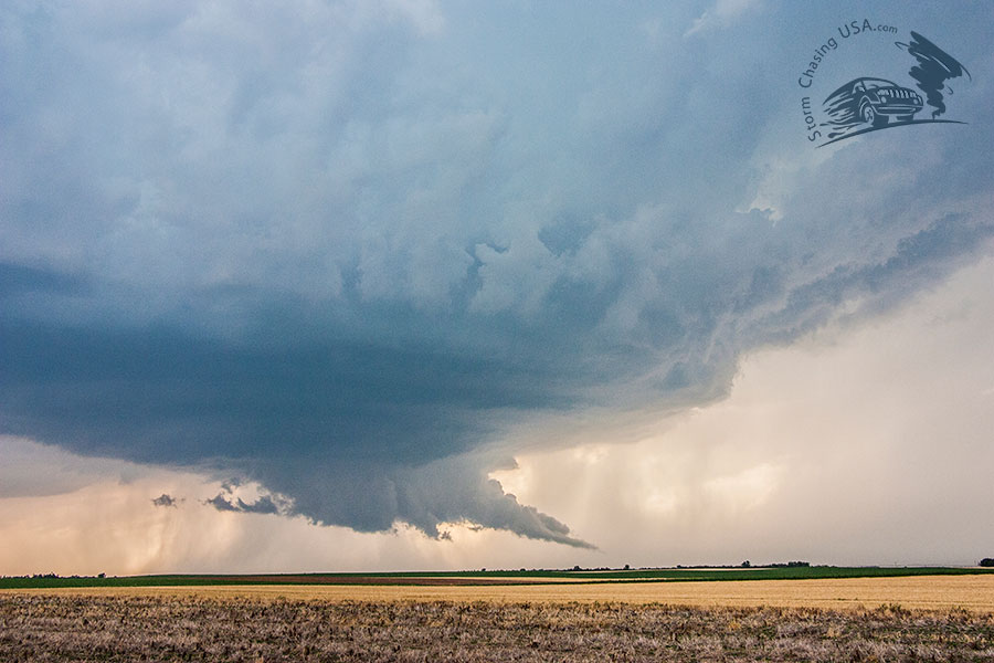 wall cloud tail cloud