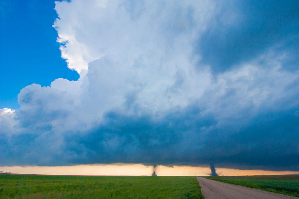 twin tornadoes colorado