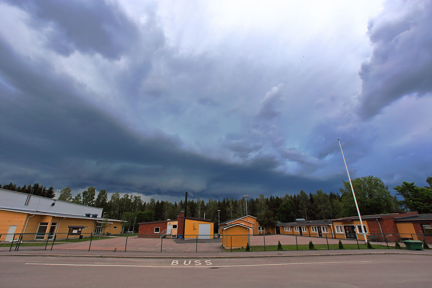 thunderstorm front